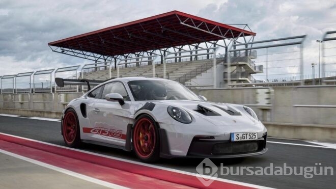 Motor sporları DNA'sına sahip! Porsche 911 büyülüyor