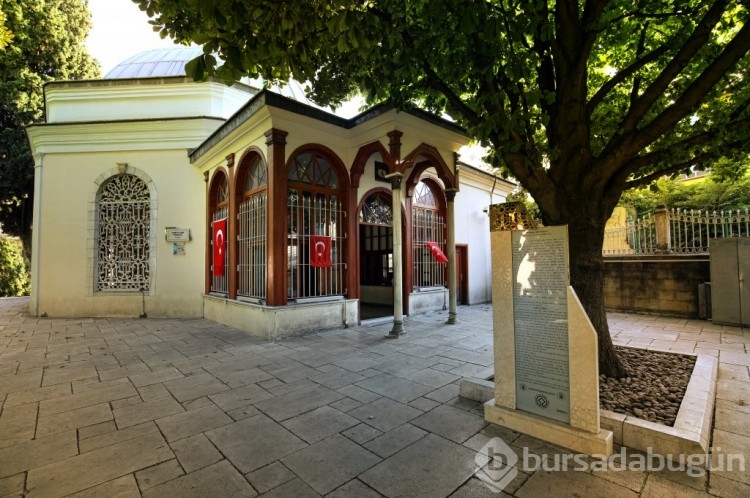 Bursa'da gezilecek yerler: Orhan Gazi Türbesi 
