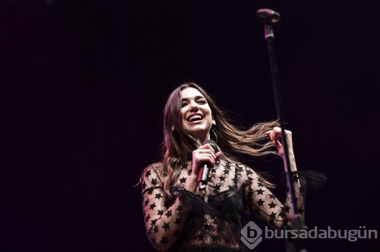 Dua Lipa'dan 27. yaşına özel 27 poz 