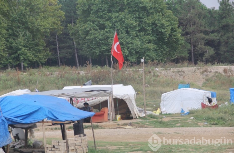 Bursa'ya çalışmak için gelen mevsimlik işçilerin zorlu hayat hik&acirc;yeleri (ÖZEL HABER) 