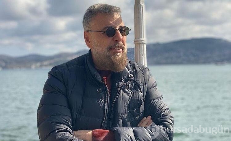Ünlülerden 30 Ağustos mesajları