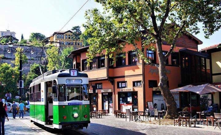 Bursa'da gezilecek yerler: Cumhuriyet Caddesi