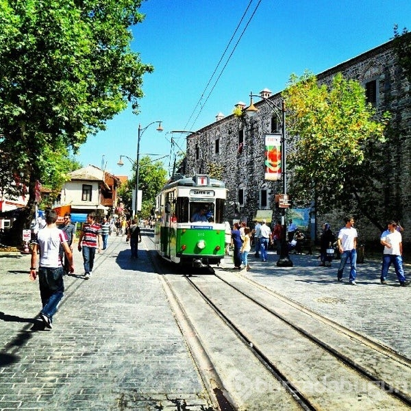 Bursa'da gezilecek yerler: Cumhuriyet Caddesi
