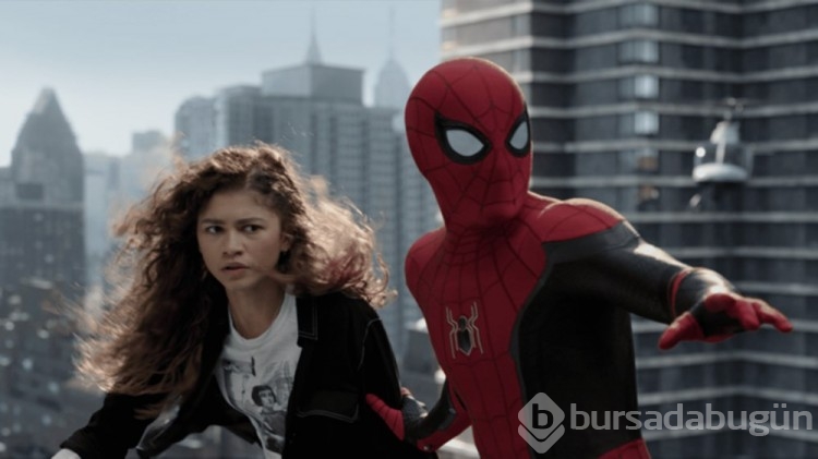 Emmy ödüllü oyuncu Zendaya 25. yaşında 