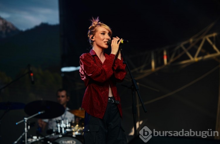 Nilüfer Müzik Festivali'nde ikinci gün de coşkuyla geçti