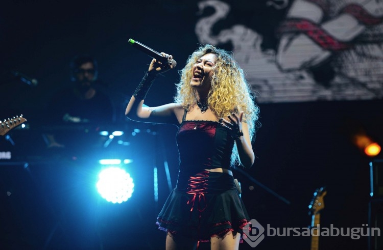 Nilüfer Müzik Festivali'nde ikinci gün de coşkuyla geçti