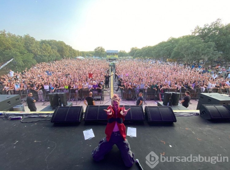 Nilüfer Müzik Festivali'nde ikinci gün de coşkuyla geçti