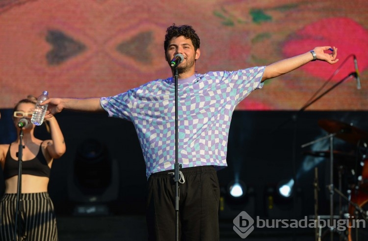 Nilüfer Müzik Festivali'nde ikinci gün de coşkuyla geçti