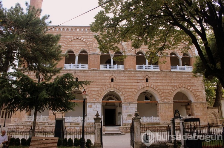 Bursa'da gezilecek yerler: Murad Hüdavendigar Camii