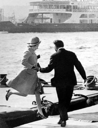 Britanya Kraliçesi II. Elizabeth kimdir?