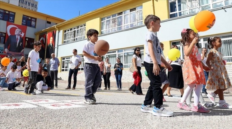 İlk ders zili yarın çalıyor
