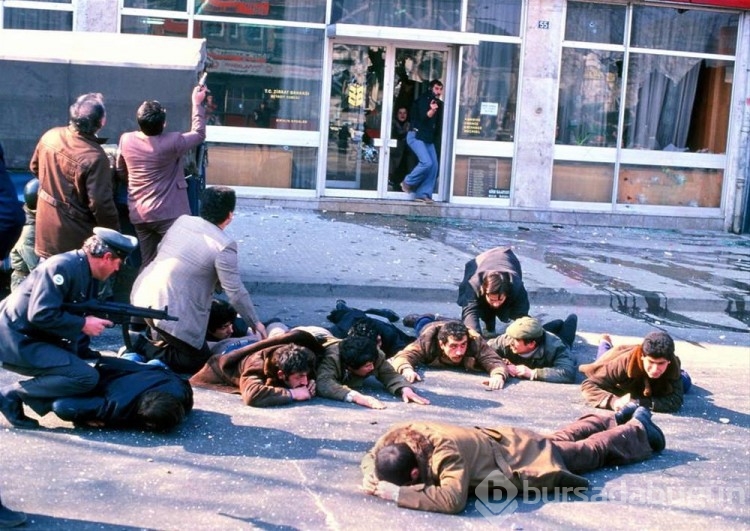 42 yıl önce bugün '12 Eylül 1980'