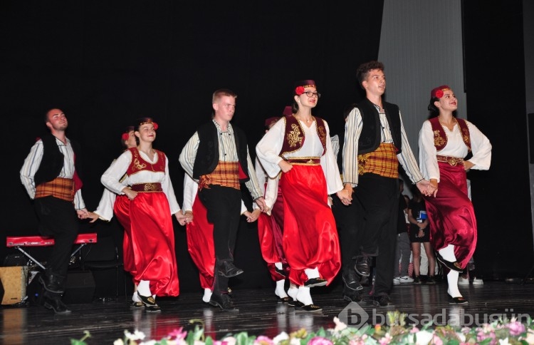 RUMELİFEST'e renkli gala