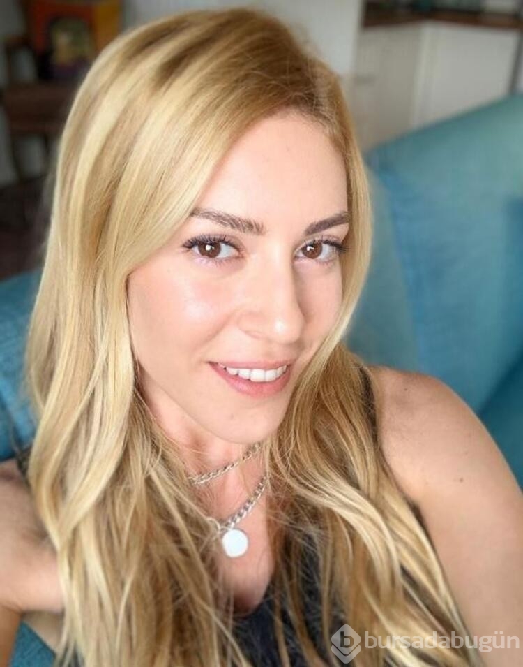 Sinem Kobal hastalığını açıkladı!