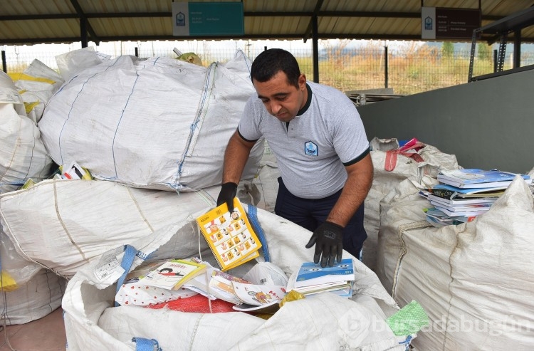 Bursa'nın Yıldırım İlçesinde1 haftada 50 ton kullanılmış kitap toplandı