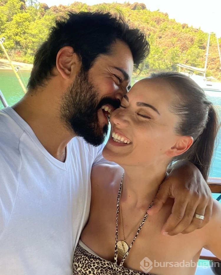 Burak Özçivit'in kız kardeşini görenler gözlerine inanamadı!