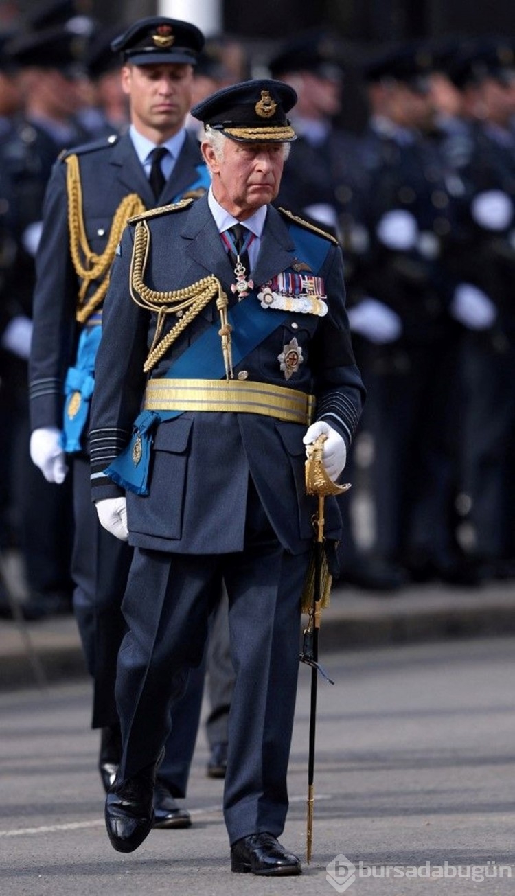 Kraliçe Elizabeth'in tabutundaki sırlar