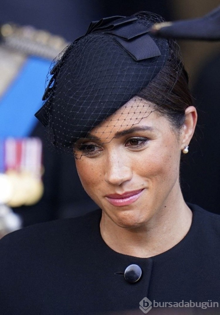 Kraliçe Elizabeth'in tabutundaki sırlar