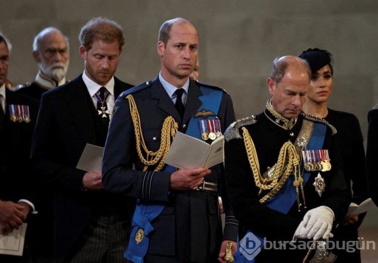 Kraliçe Elizabeth'in tabutundaki sırlar