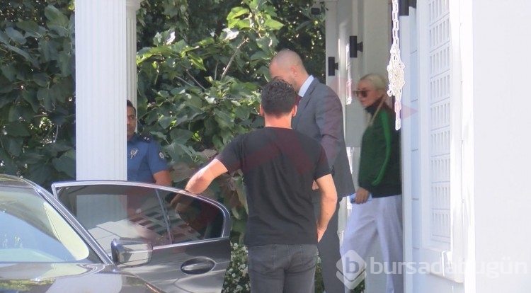 Gülşen karakolda imza verdi