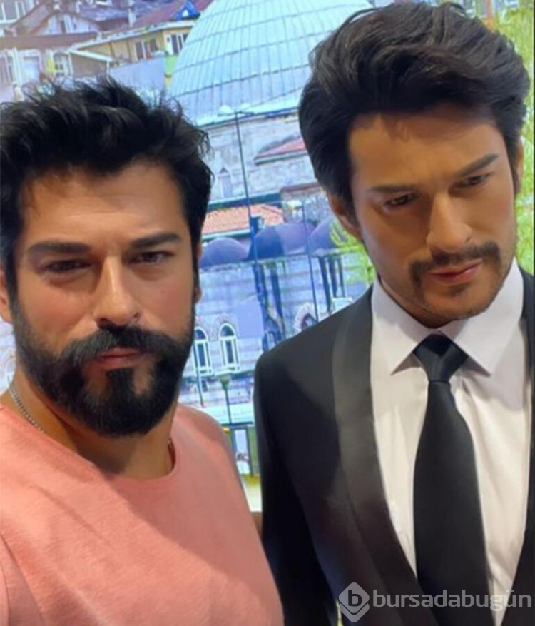 Burak Özçivit'in balmumu heykeli sosyal medyayı karıştırdı

