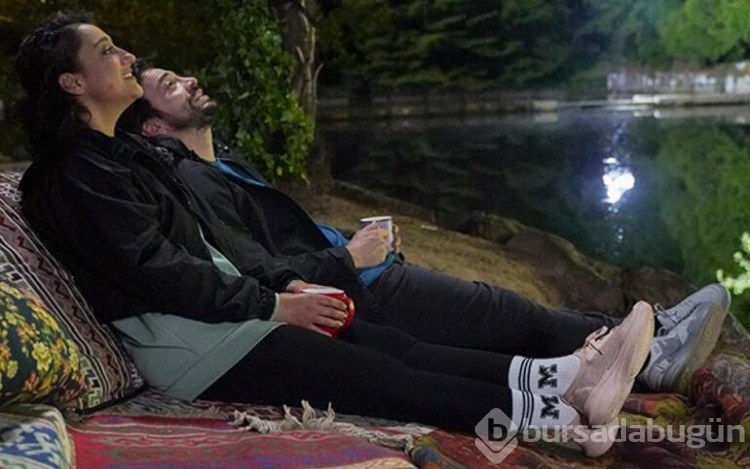 Ahmet Kural ve Ecem Erkek yeni filmleri için şarkı söyledi
