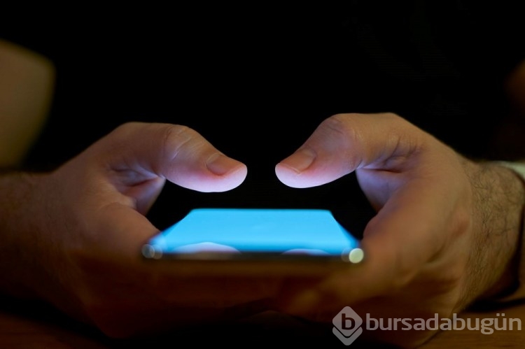 Akıllı telefona sahip olmak için doğru yaş nedir?