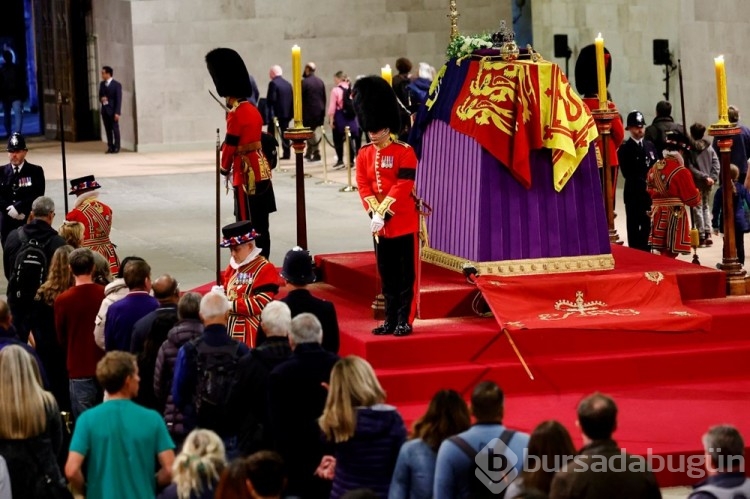 Kraliçe 2. Elizabeth'in naaşı bugün defnedilecek: Liderler Londra'da 