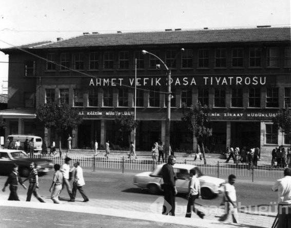 Bursa'da Gezilecek Yerler: Ahmet Vefik Paşa Tiyatrosu