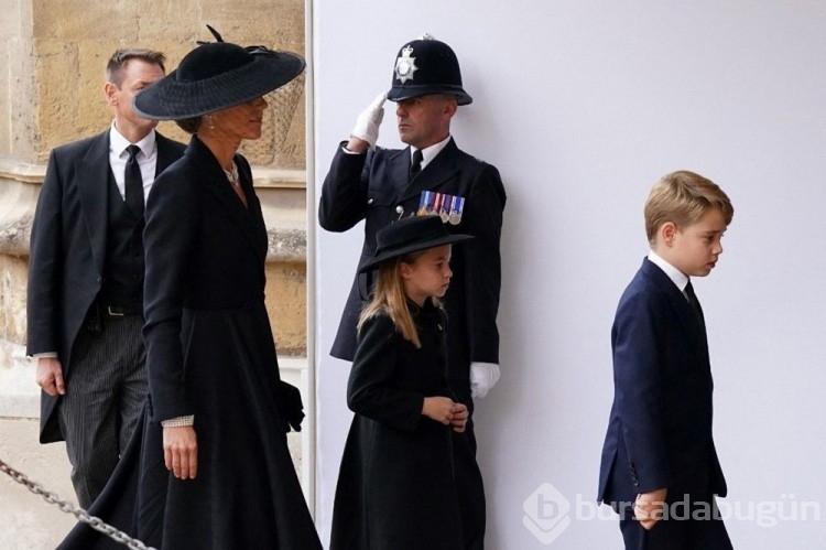 Kraliçe Elizabeth ölünce kraliyet çocuklarının soyadı değişti
