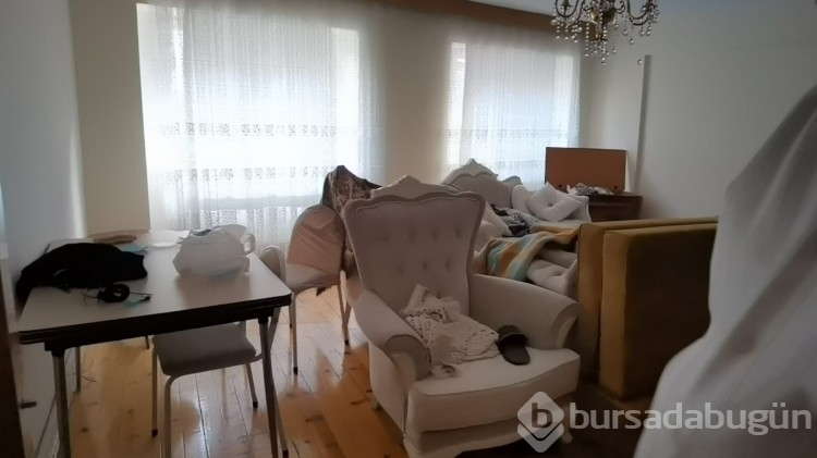 Evine gelen gurbetçiye hırsız şoku