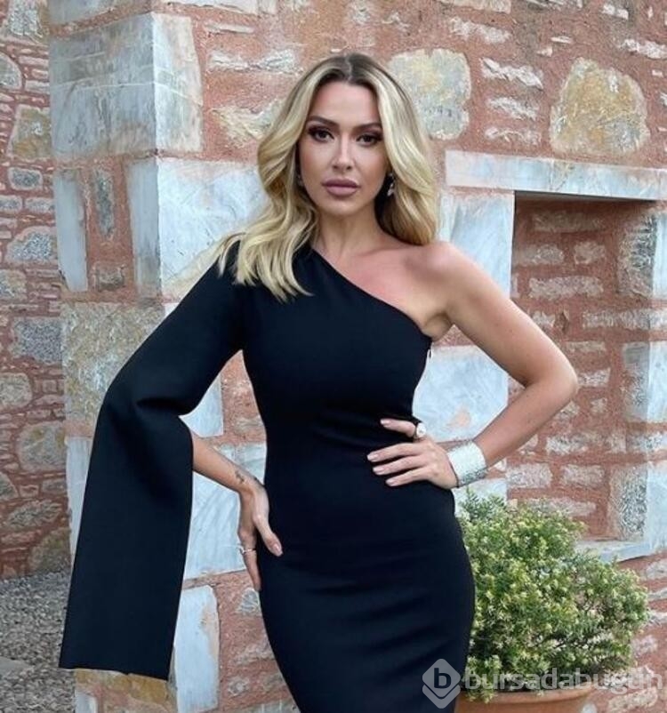 Hadise 3 milyonluk yüzüğü attı mı?