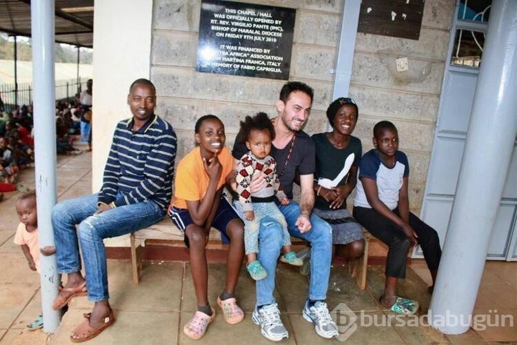 Yıldız Tilbe'den Afrika'daki çocuklara 400 bin TL yardım
