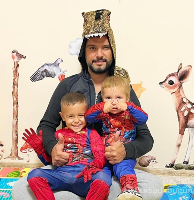 Alişan'dan çocuklarıyla yeni poz! 
