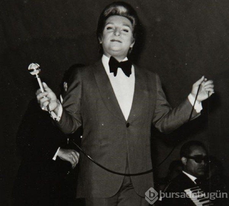 Zeki Müren vefatının 26. yılında anılıyor