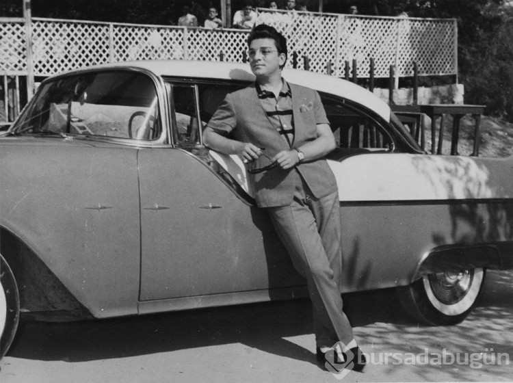 Zeki Müren vefatının 26. yılında anılıyor