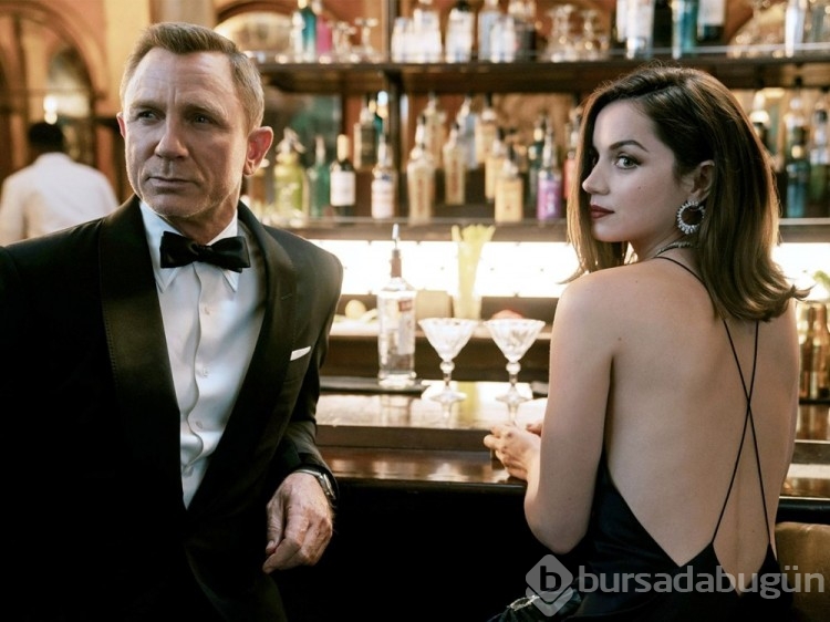 James Bond'un otomobili açık artırma'da