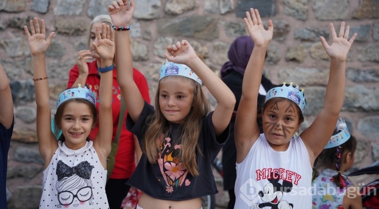 Bursa'da sokaklar şenlendi