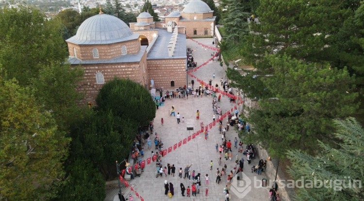 Bursa'da sokaklar şenlendi