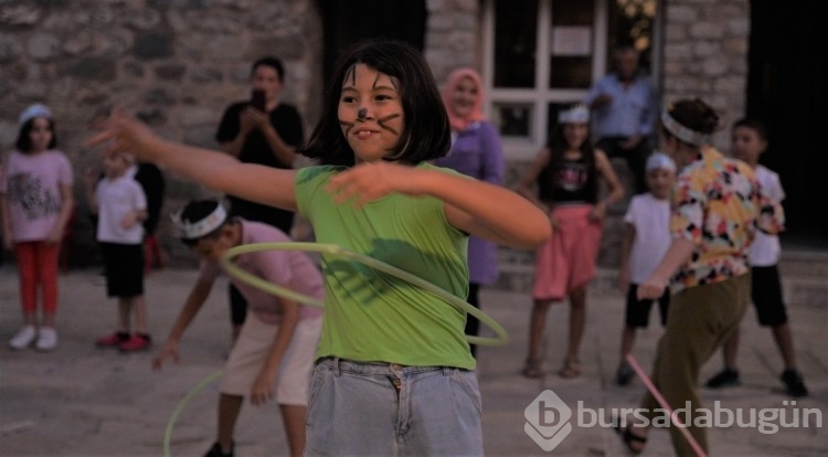 Bursa'da sokaklar şenlendi