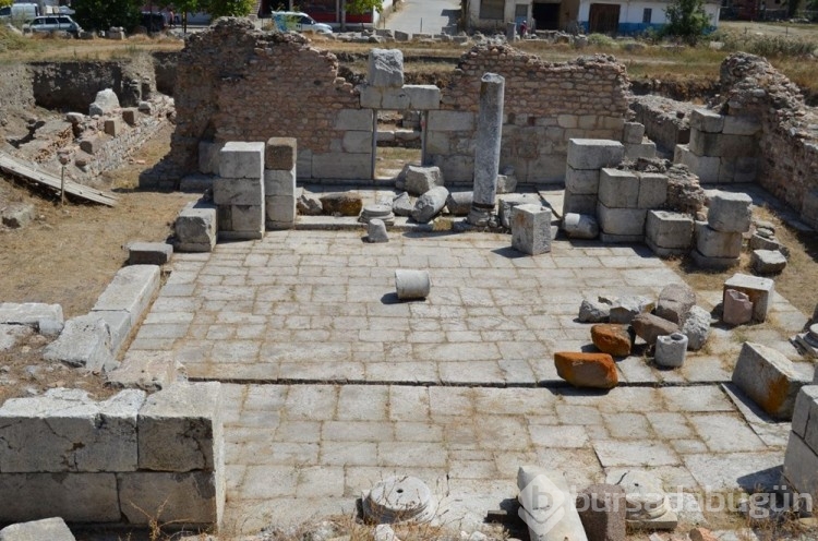 Sebastapolis'teki kazılarda bronz haç bulundu