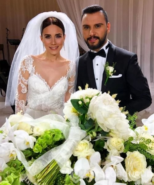 Ünlülerden romantik evlenme teklifi
