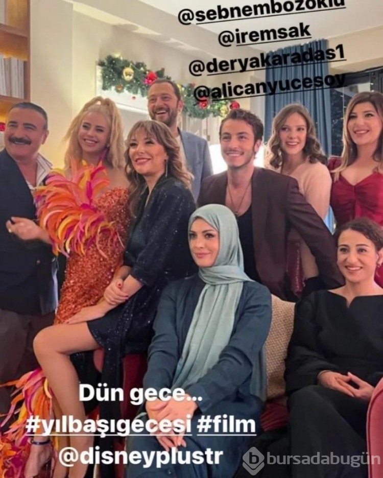 İrem Sak, başörtüsü taktı
