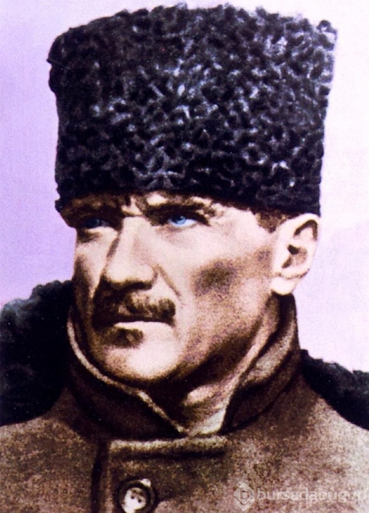 Atatürk'ün sol gözündeki savaş izi