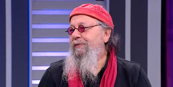 İlker Aksum: 'Yabancı Damat' dizisinden sonra Yunanistan'da yürüyemiyorduk!
