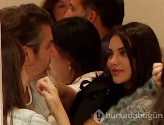 Tuvana Türkay aileye girdi!
