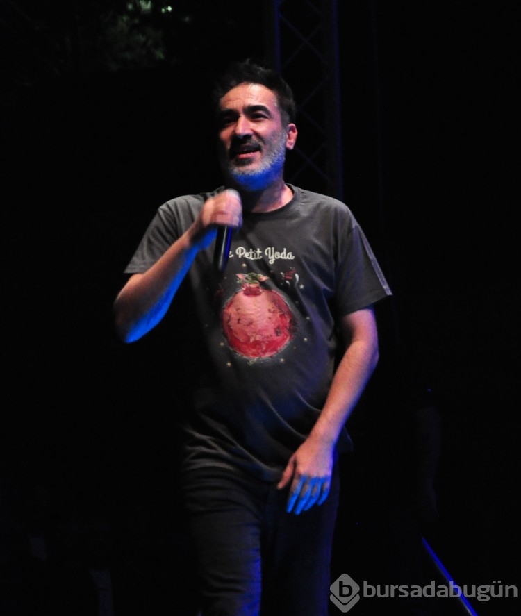 Sagopa Kajmer, şarkılarıyla Bursa'yı salladı