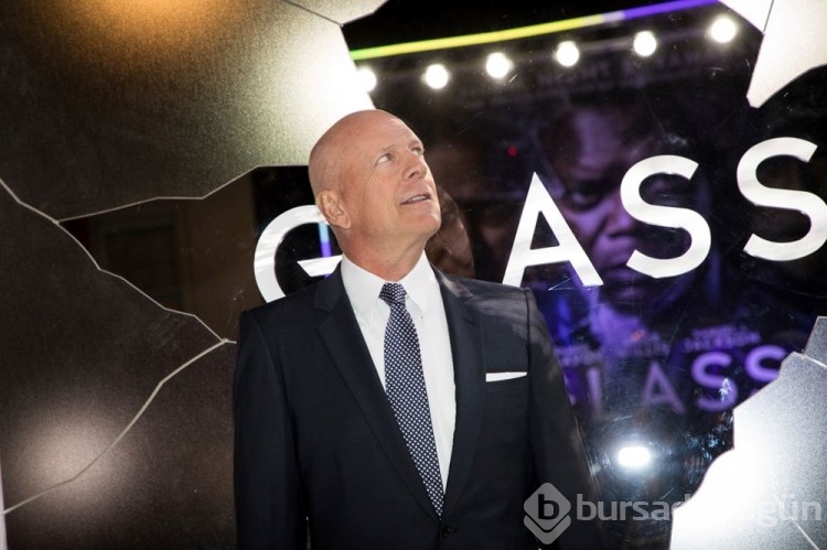 Bruce Willis 'Deepfake' ile dijital ikizinin kullanılmasına izin verdi