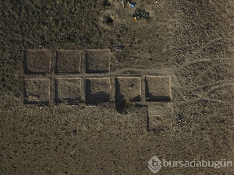  2 bin 700 yıllık duvar resimleri bulundu