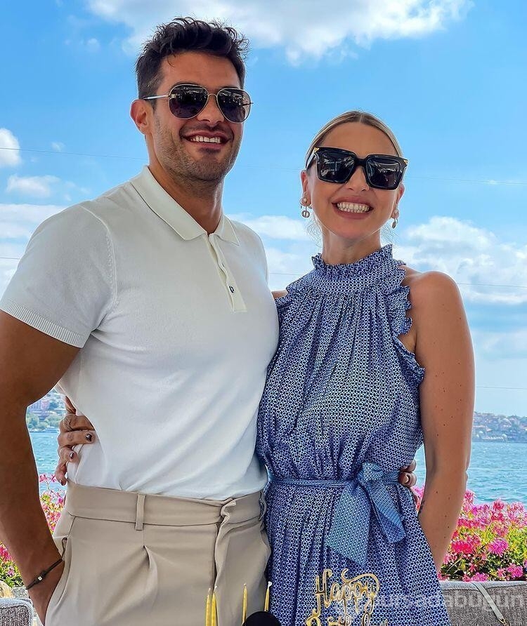 Hadise ve Mehmet Dinçerler boşandı!